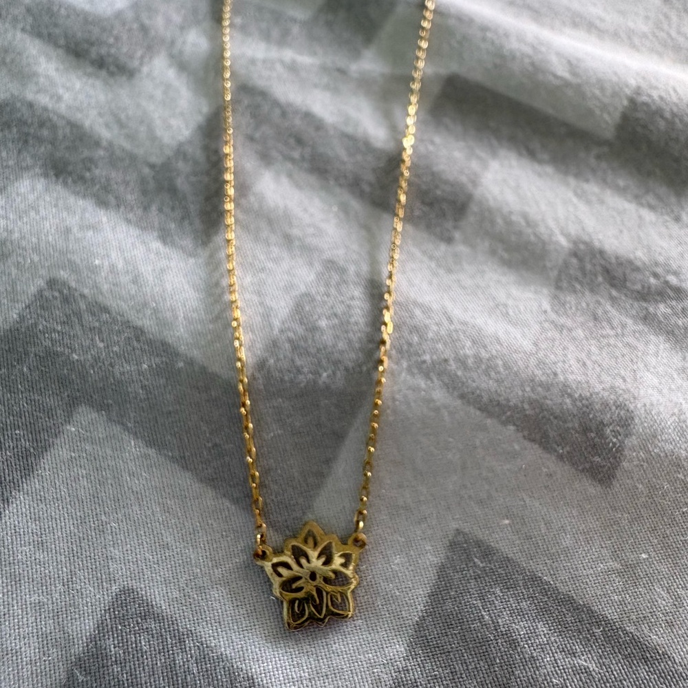 Gold Flower Necklace